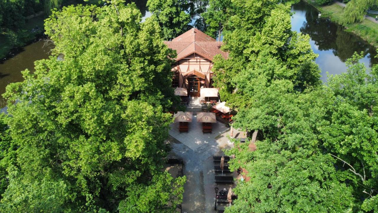 Penzion Restaurace Ostrov Pisek  Exterior photo